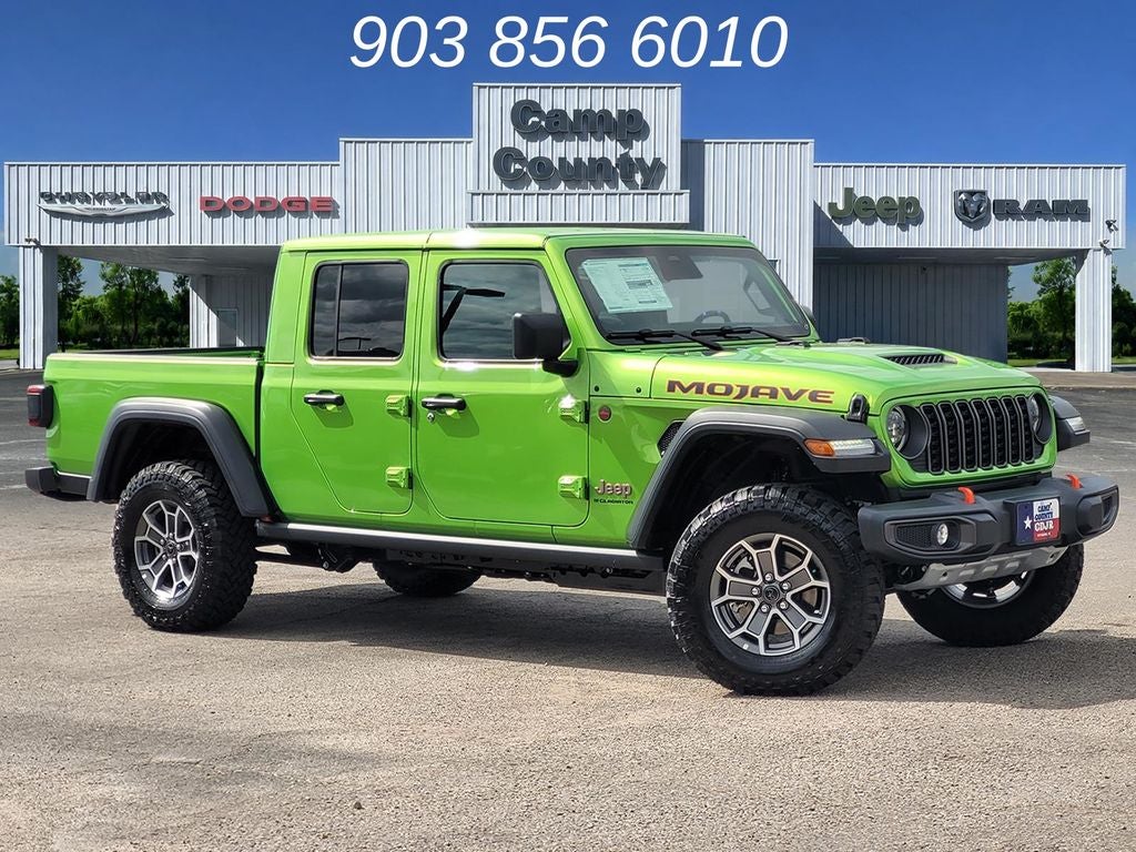 2026 Jeep Gladiator Mojave in Mojito (Disc) — front three-quarter view