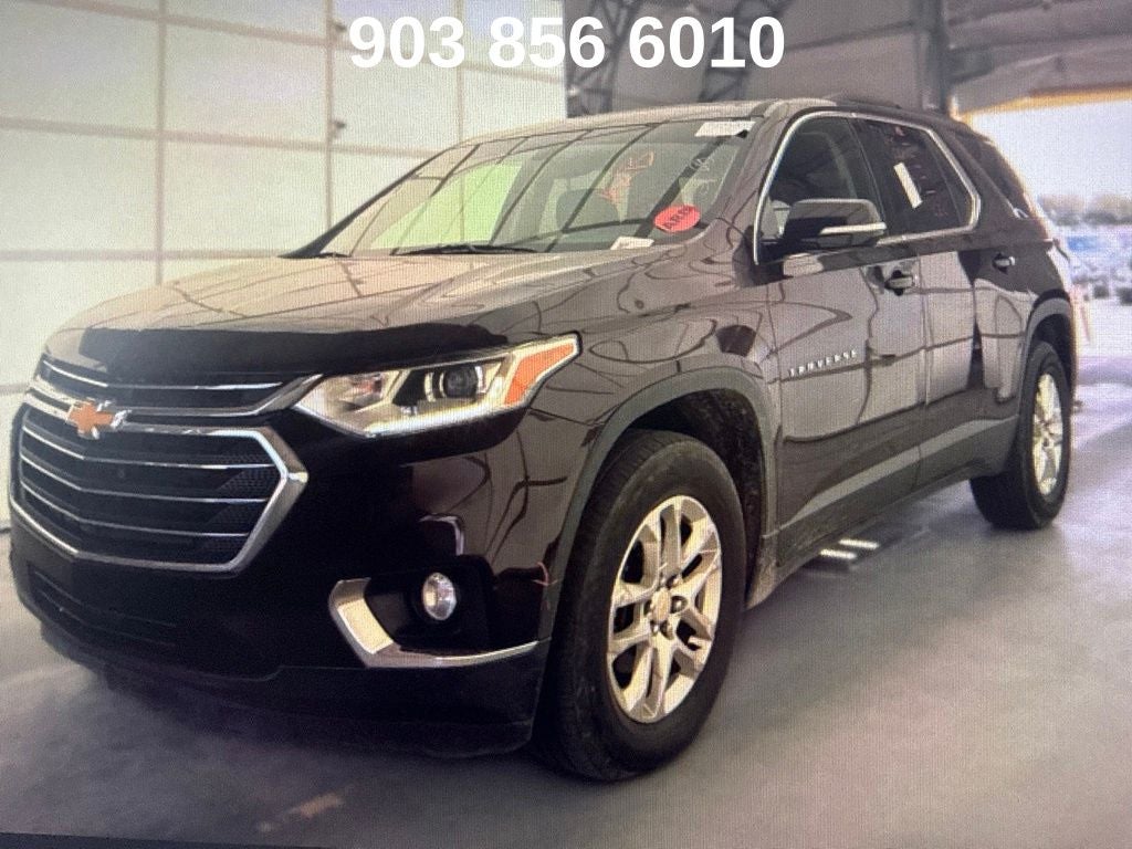 2019 Chevrolet Traverse LT Cloth w/1LT in Black Currant Metallic — front three-quarter view